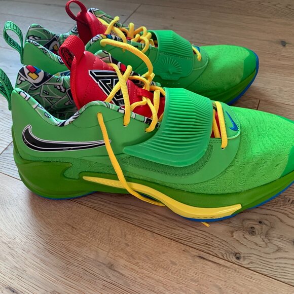 Nike Zoom Freak 3 NRG UNO Mens Giannis Basketball Shoes main image 4